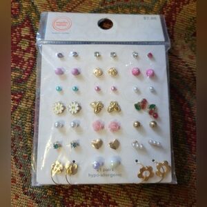Wonder Nation Earring Set